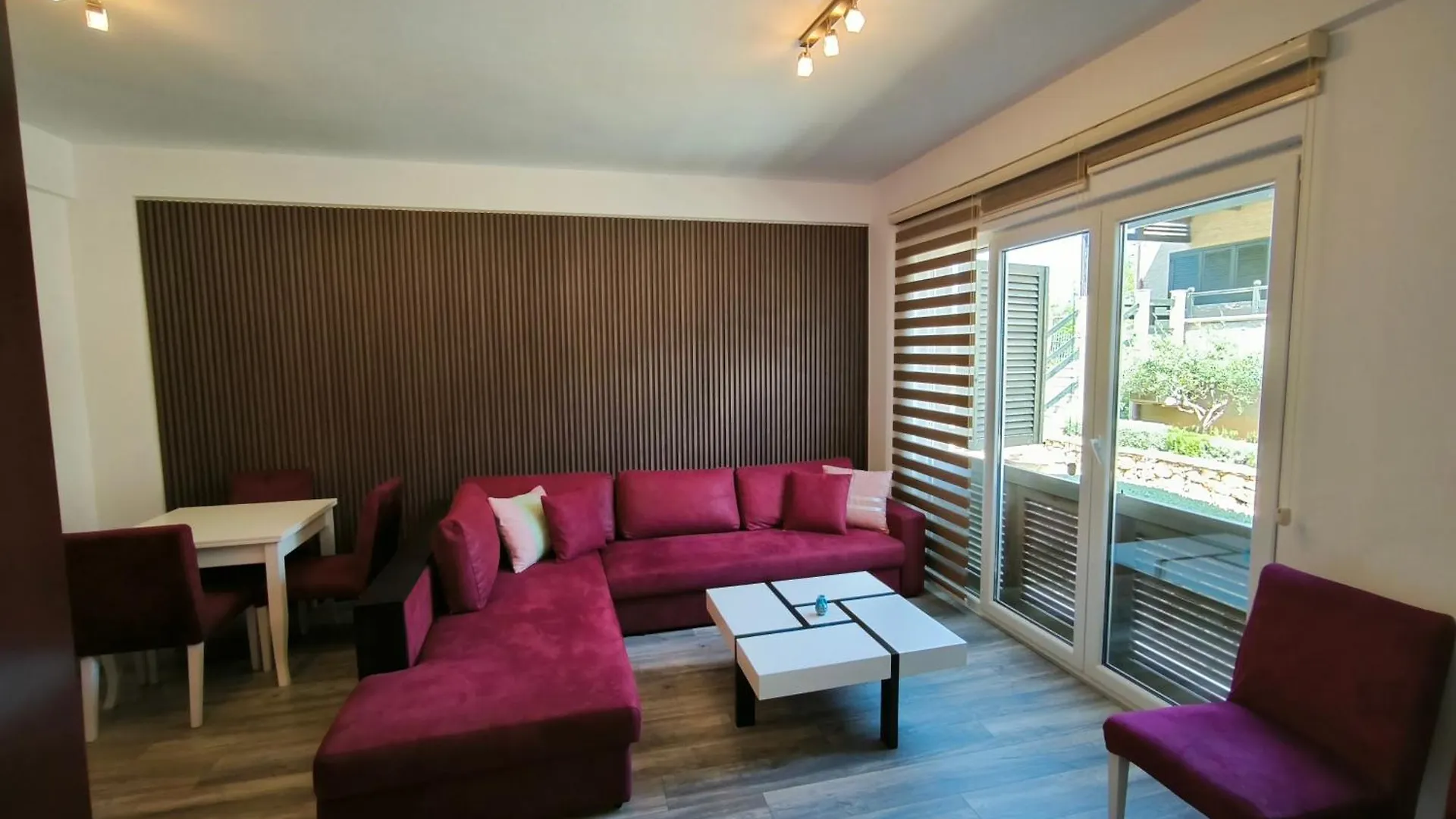 Artemis Beach House Vlorë