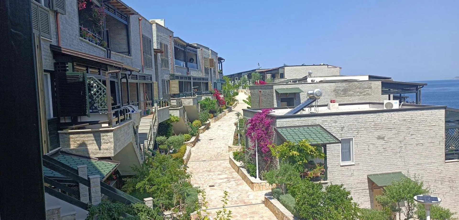 Artemis Beach House Vlorë