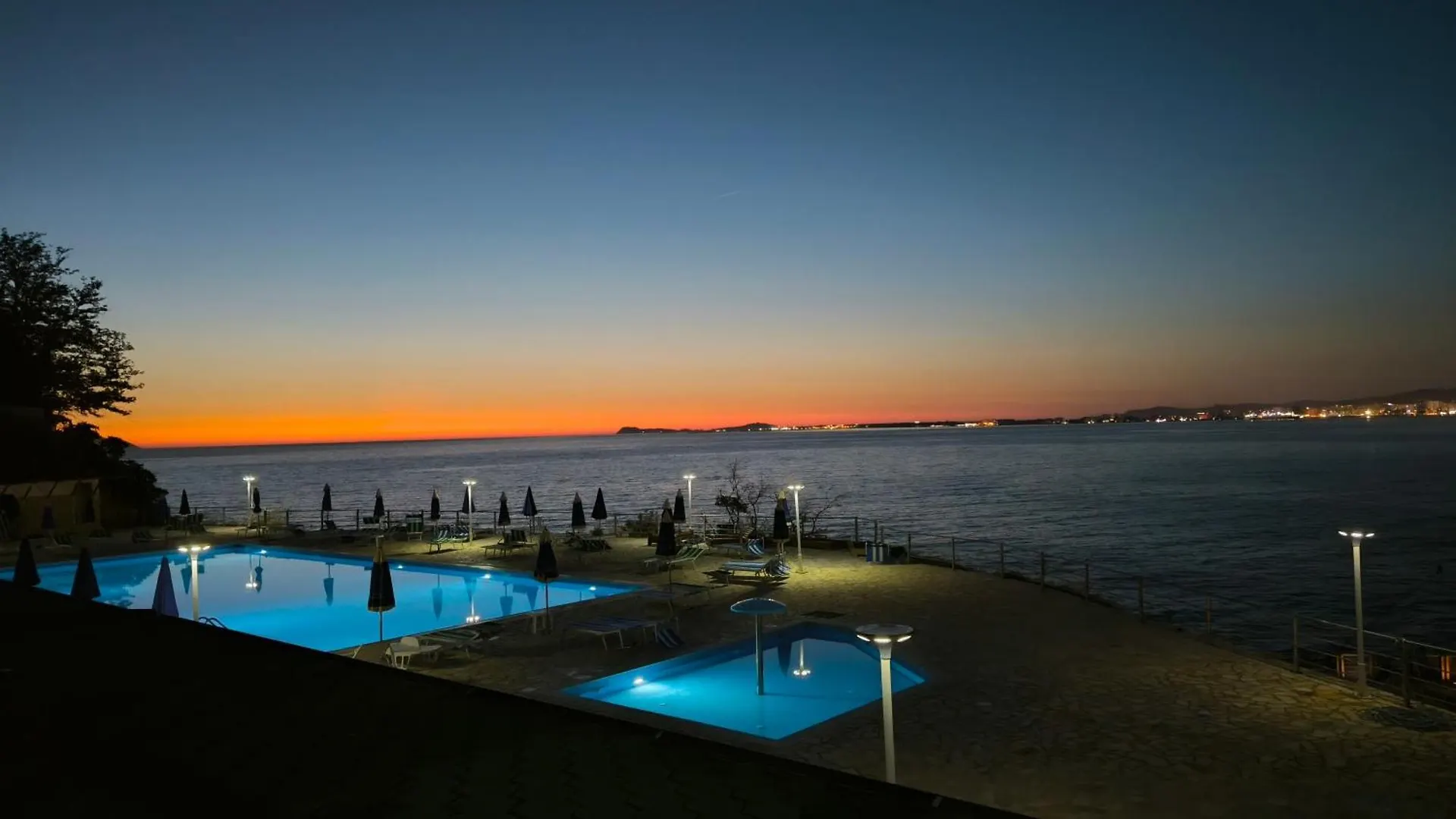 Apartment Artemis Beach House Vlorë